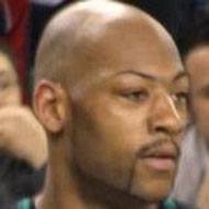 Leon Williams, 42 (足球运动员)