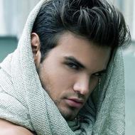 Leonardo Corredor, 36 (Photographer)