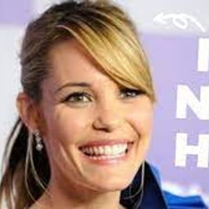 Leslie Knipfing, 49 (Family Member)