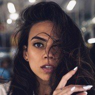 Leslie lluvet, 35 (电视女演员)