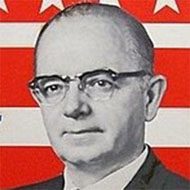 Lester Maddox (1915 - 2003) (Politician)