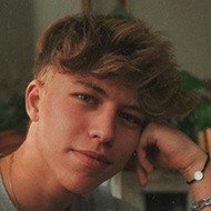 Levinhotho, 22 (TikTok Star)