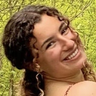 Lexis Trechak, 24 (TikTok明星)