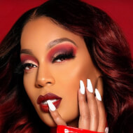 Lexx Jones, 39 (Star d'Instagram)