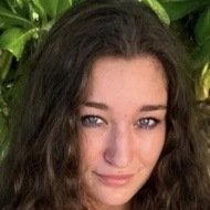 Lia Jakubowski, 21 (TikTok明星)