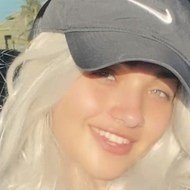 Lia Sadi, 20 (TikTok Star)