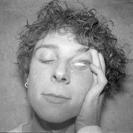 Liam Haygarth, 28 (贝斯手)