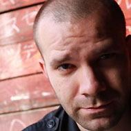Liam O'Brien, 47 (配音演员)
