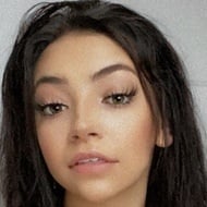 Libby Zaz, 23 (Cosplayer)