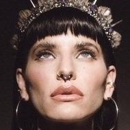 lilith czar, 39 (Rock Singer)