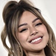 Lily Macapinlac, 29 (Star d'Instagram)