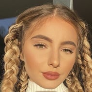 Lina Selma, 24 (Instagram明星)