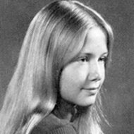 Linnea Quigley, 67 (电影女演员)