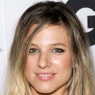 Lisa Donovan, 43 (YouTube明星)