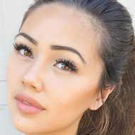 Lisa Lorles, 30 (YouTube明星)