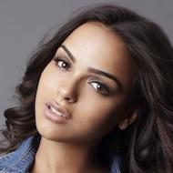 Lisa Ramos, 34 (Model)