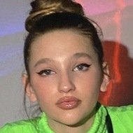 Liza Anokhina, 18 (TikTok Star)