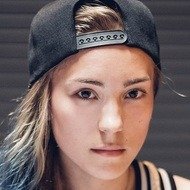 Liza Riabinina, 30 (Dancer)