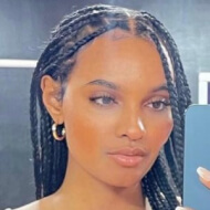 Liza Yohannes, 31 (R＆B歌手)