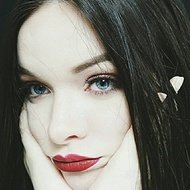 Lizzie Albuquerque, 29 (YouTube Star)