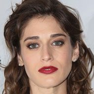Lizzy Caplan, 41 (Actriz de Cine)