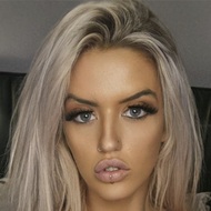 Lizzy Groombridge, 31 (TikTok明星)