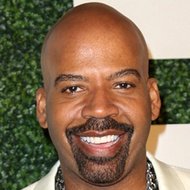 Lloyd Boston, 55 (Presentatore di show televisivi)