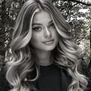 Loïse Grendel, 18 (Estrella de Instagram)