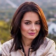 Lola Hivatalos Oldal, 37 (流行歌手)