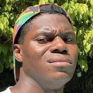 Lonnieiiv, 30 (TikTok Star)