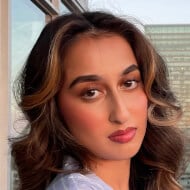 looksbyhala, 28 (TikToker)