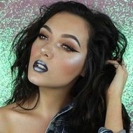 Lorna Andrews, 33 (YouTube Star)