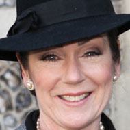 Lorraine Chase, 74 (电视女演员)