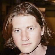 Lostboycrow, 35 (Chanteuse pop)