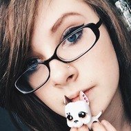 Lps Beach Girl, 21 (YouTube Star)