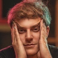 Lucas Lauriente, 33 (Комик)