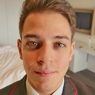 Lucas Manente, 37 (YouTube明星)