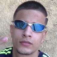 Lucas Politti, 25 (Estrelas do YouTube)