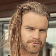 Lucas Simonsson, 33 (YouTube明星)