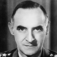 Lucius D. Clay (1897 - 1978) (戰爭英雄)