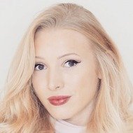 Lucy Bella Earl, 29 (YouTube Star)