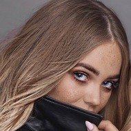 Lucy Connell, 29 (YouTube Star)
