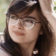 Lucy Kyselica, 32 (Star di YouTube)