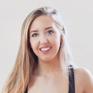 Lucy Mountain, 33 (博主)