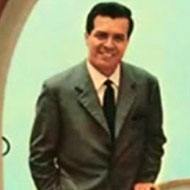 Luigi Alva, 96 (Ca sĩ Opera)