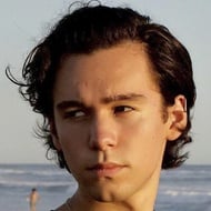 Luis Cruz, 23 (TikTok Star)