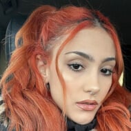 Luna Melis, 23 (Pop Singer)