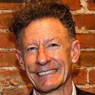 Lyle Lovett, 66 (Country-Sänger)