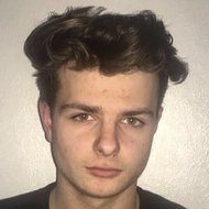 Macaulay Callard, 25 (模特)