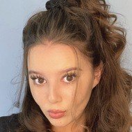 Maddie Davies, 21 (TikTok Star)